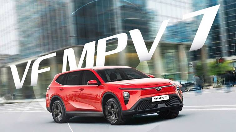 GIÁ MPV7